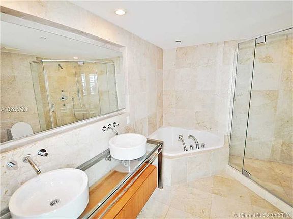 5th image of 6000 Indian Creek Dr #6B