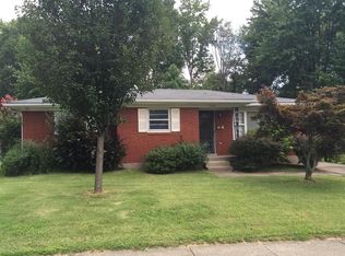 7518 Merlyn Cir, Louisville, KY