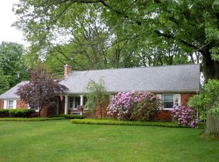 2337 Algonquin Rd, Niskayuna, NY 12309