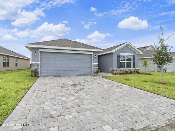 2nd image of 2223 Middlebury Dr