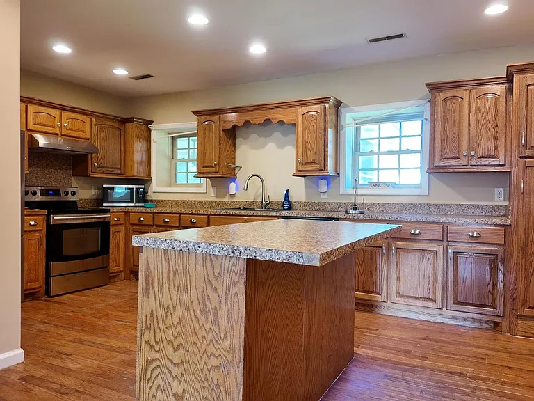 463 Old Moncks Corner Rd — Photo 6