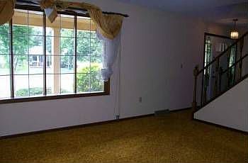3rd image of 626 Lafayette Blvd