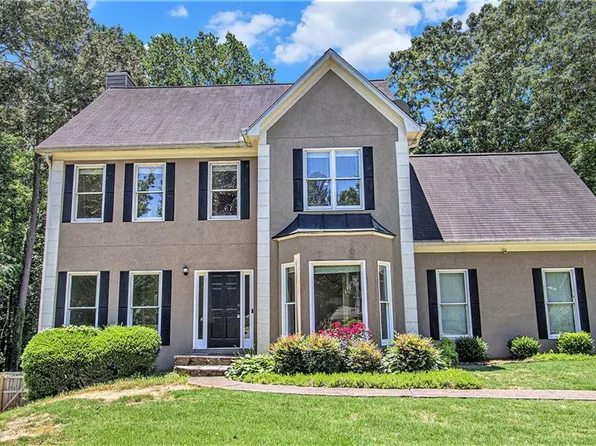 3774 Seasons Dr NW, Acworth, GA 30101