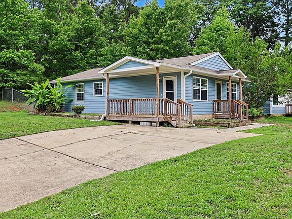 2nd image of 1104 Pecan Pl