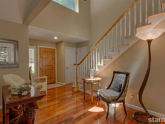 3rd image of 1425 Iroquois Cir