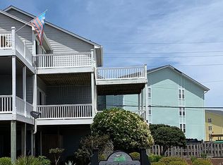 204 Sandpiper Ln, Surf City, NC 28445
