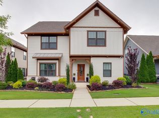 1506 Trek St, Huntsville, AL 35811