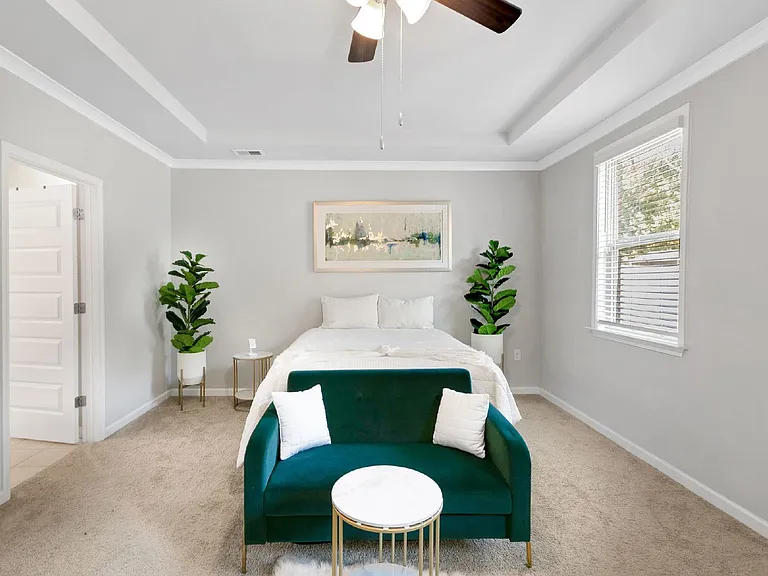 1398 Harlequin Way — Photo 32