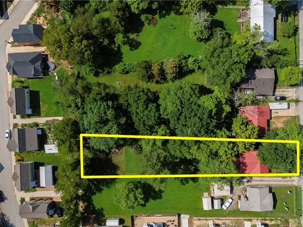 1018 S Washington Ave, Fayetteville, AR 72701