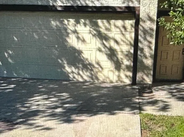 2943 E Avenue R2, Palmdale, CA 93550