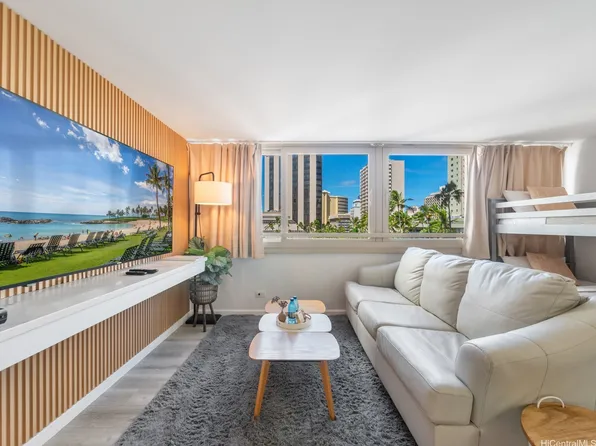 445 Seaside Ave APT 720, Honolulu, HI 96815