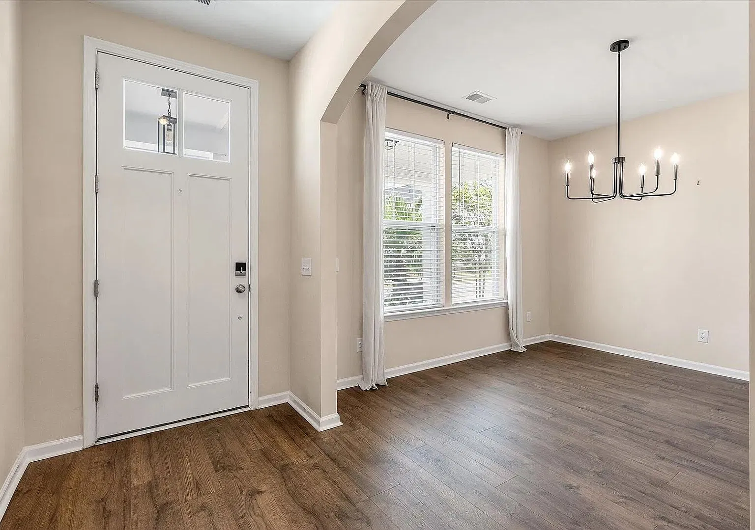 4 Bedroom 2.5 Bath House in Homecoming - Ravenel, SC — Photo 3
