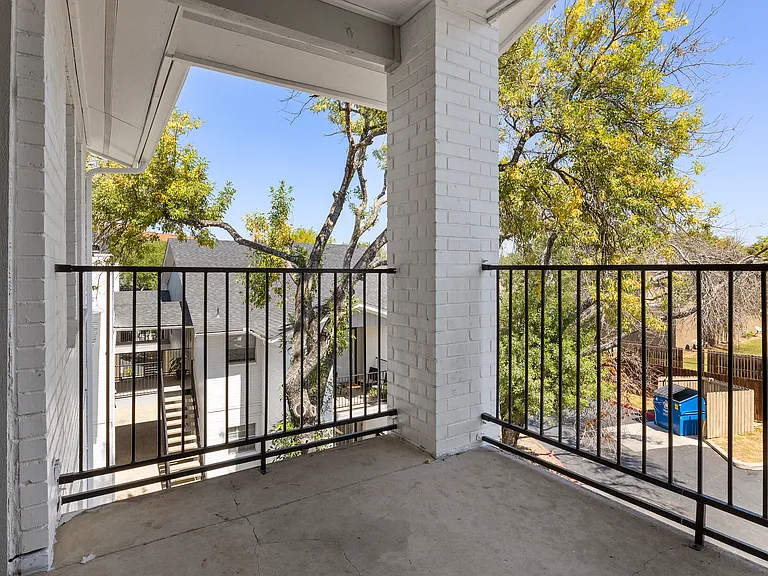 Tradewinds Apartment Homes — Photo 33