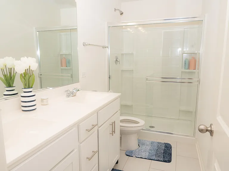 2204 Venture Dr — Photo 8