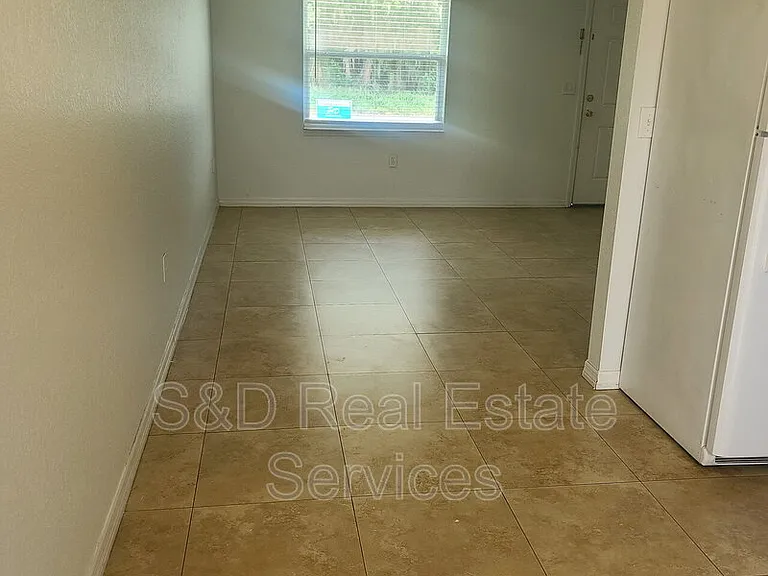 2415 S Crystal Lake Dr — Photo 6