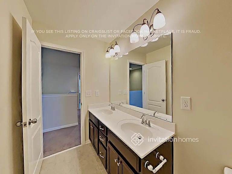 1813 Deer Meadows Dr — Photo 16