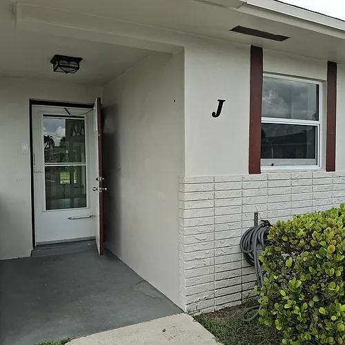 2739 Emory Dr W #J Photo 1