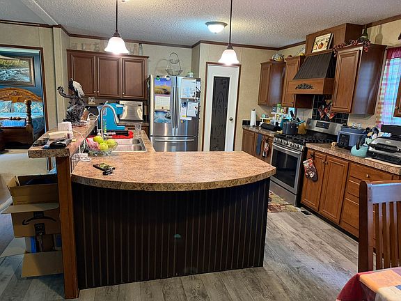 4th image of 452 County Road 1209