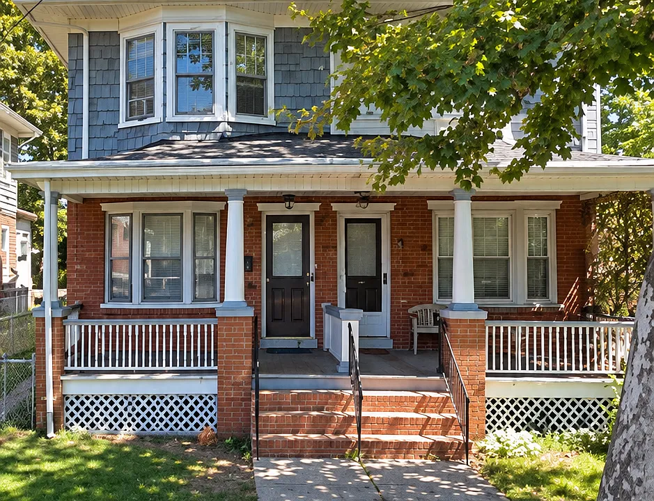 425 Ardmore Ave #2