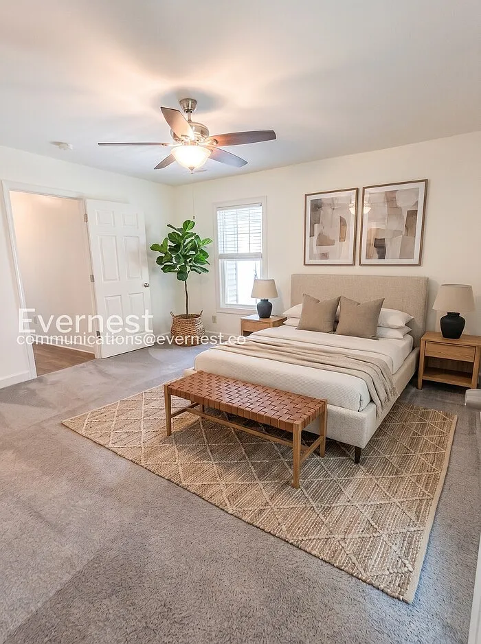 3 bed, 2.0 bath, 1268 sqft, $1,645 — Photo 3