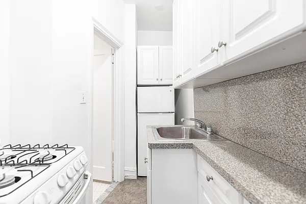 Rented by Platinum Properties | media 9