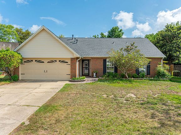 2nd image of 4522 Parkwood Ln E