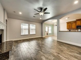 1828 Marlin Dr, Aubrey, TX 76227