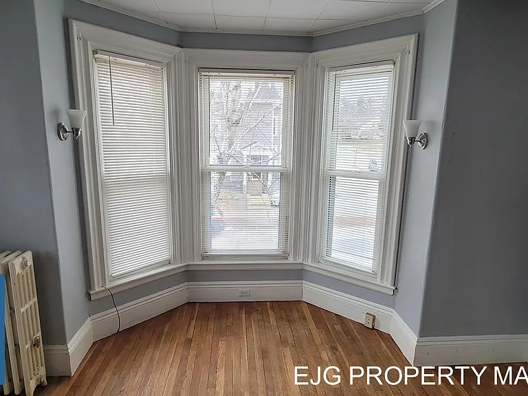159 Orange St #2R — Photo 15