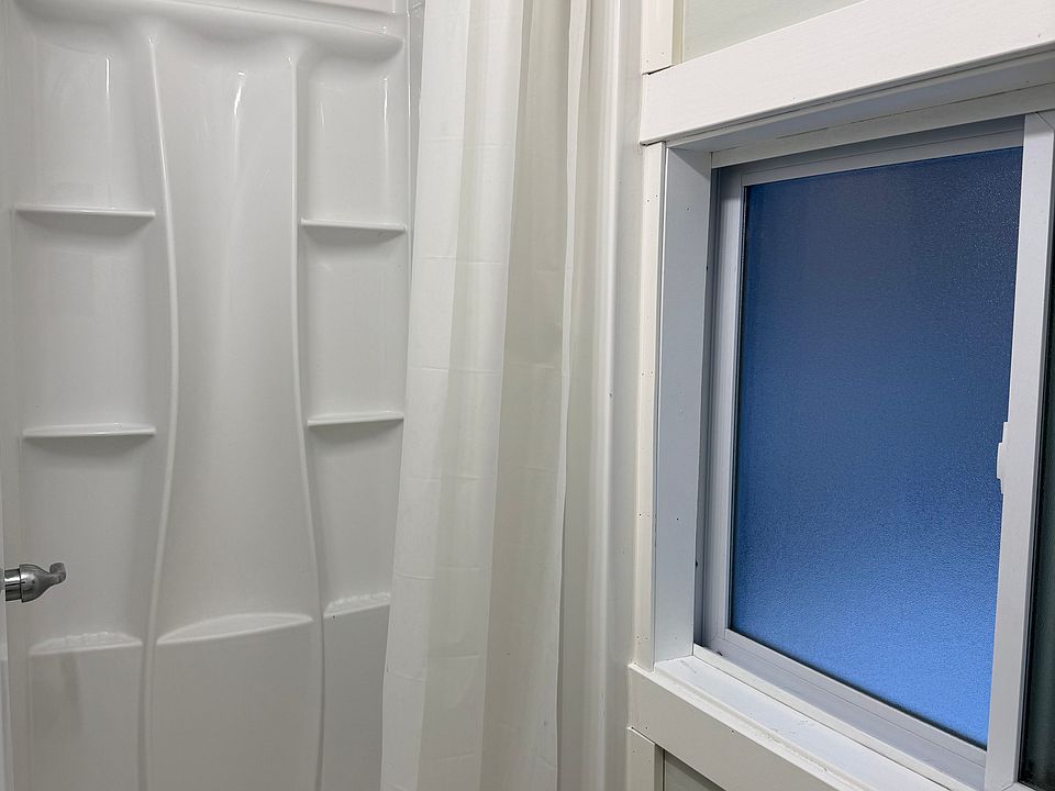 2nd image of 7 Chestnut St #6