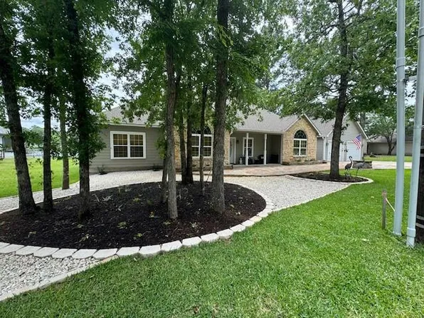 133 Greenway Dr, Trinity, TX 75862