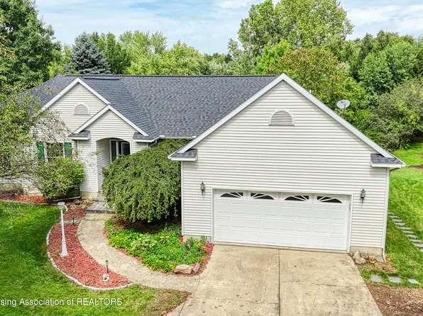 4155 Dexter Trl, Stockbridge, MI 49285