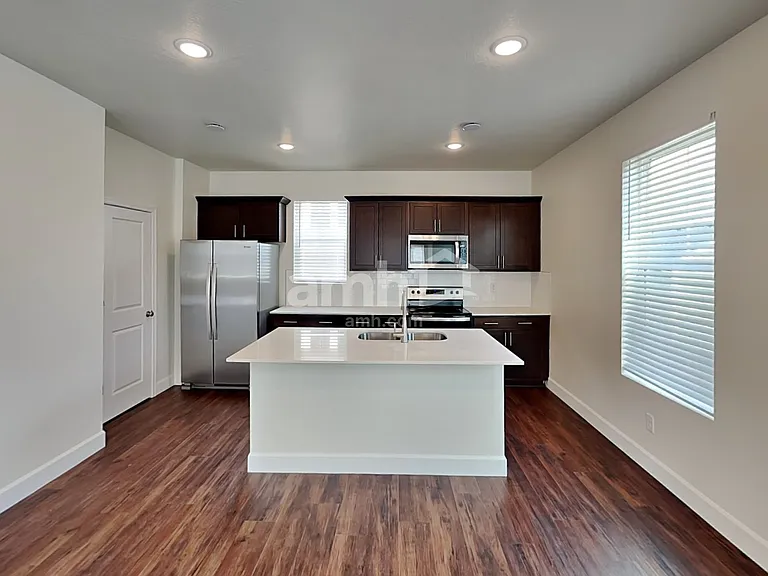 6022 W Copperhawk Dr — Photo 4