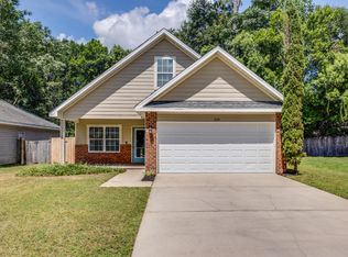 158 Dixie St, Crestview, FL 32536