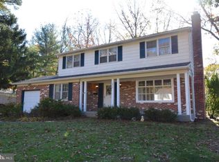 813 Liberty Ln, Turnersville, NJ 08012