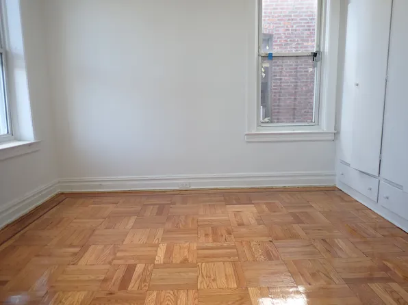 663 East 94th Street image 11 of 13