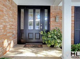 4333 Ridglea Country Club Dr, Benbrook, TX 76126