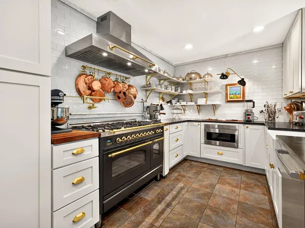 866 Princeton Drive, Sonoma, CA 95476