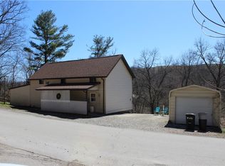 283 Duck Hollow Rd, Uniontown, PA 15401