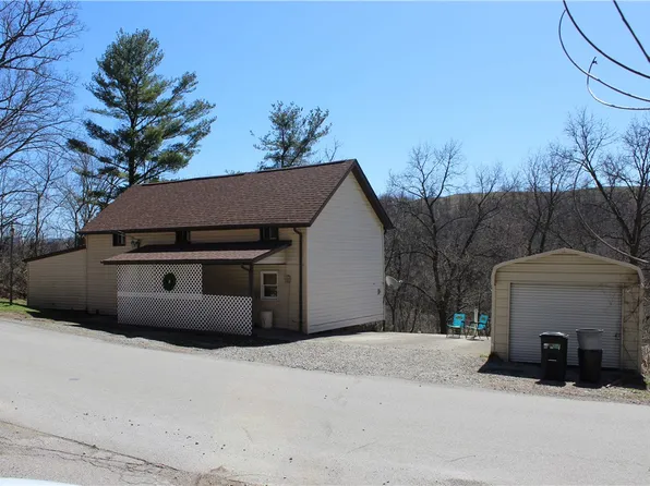 283 Duck Hollow Rd, Uniontown, PA 15401