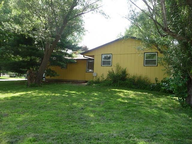 1st image of 1061 Melodie Ln