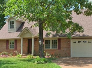 630 Cleveland Dr, Clarksville, TN 37042