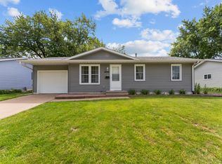 4233 Warren St, Davenport, IA 52806