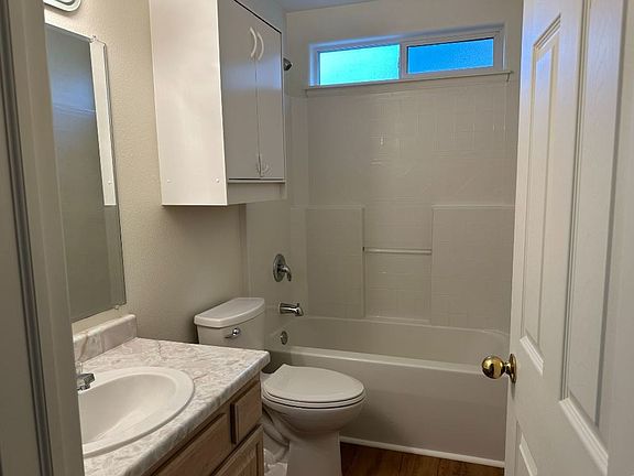 5th image of 3011 Sunlight Dr
