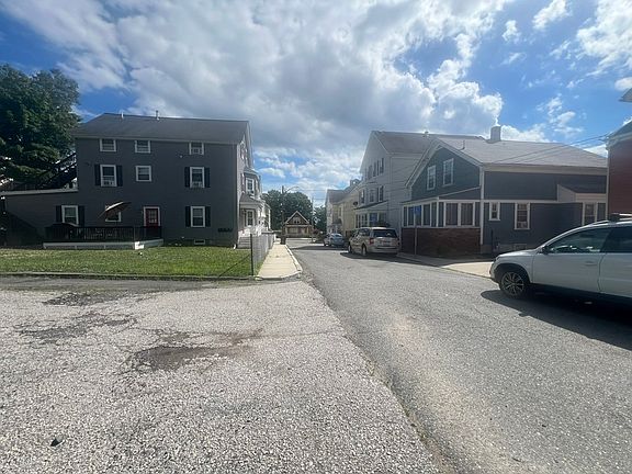5th image of 21 Pear St