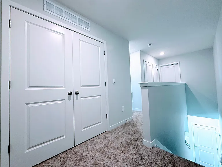 6304 Marinelli Dr N — Photo 16