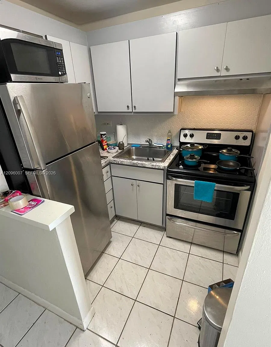7904 West Dr — Photo 4