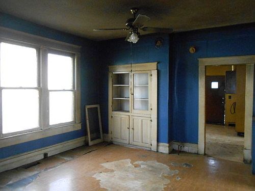 2nd image of 1702 S Hawthorne St