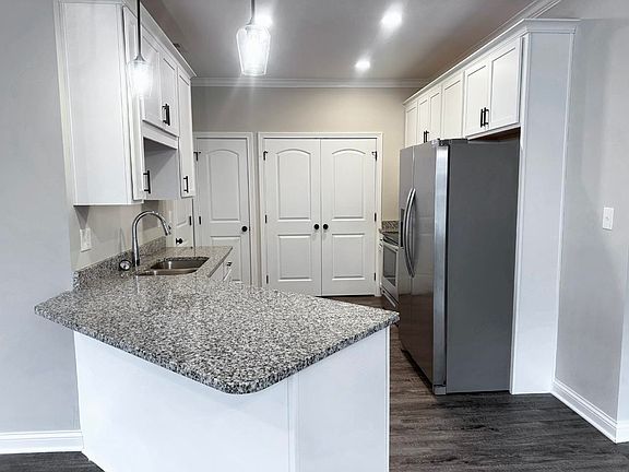 3rd image of 6533/6537 Fortuna Ct
