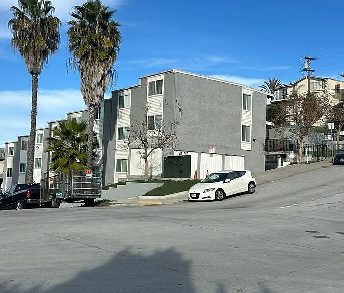 4201 51st St #7 — Photo 11