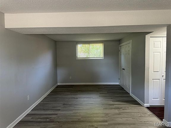 5th image of 11297 Aspen Woods Dr